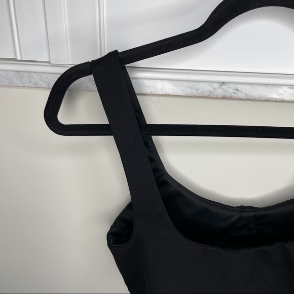 Superdown Crop Top - Picture 8 of 10